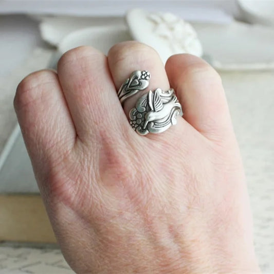 Hummingbird Flower Ring™