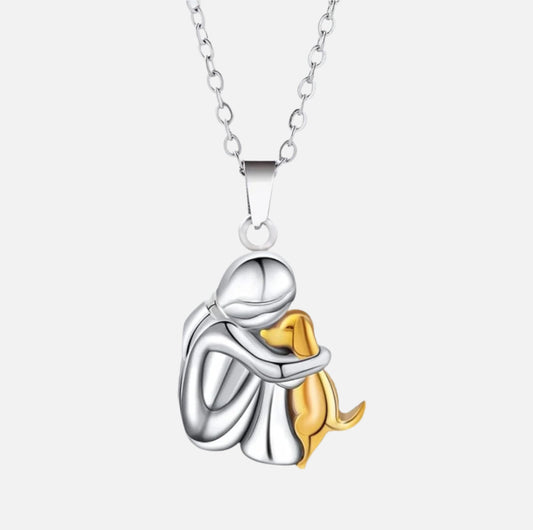 Hug Pendant Necklace | Silver/Gold