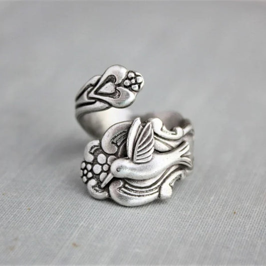 Hummingbird Flower Ring™